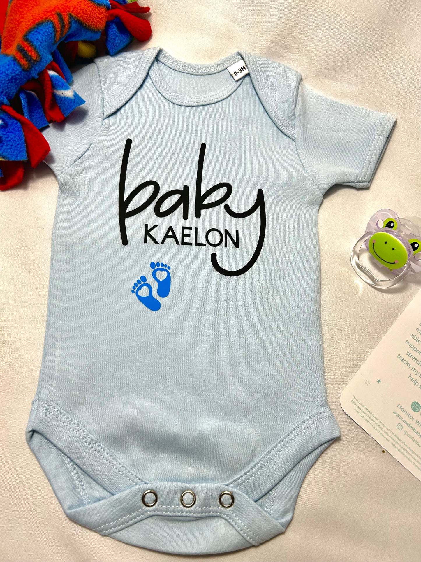 Personalised Name Baby Vest / Bodysuit with Blue or Pink Feet - Vest Available in Various Colours