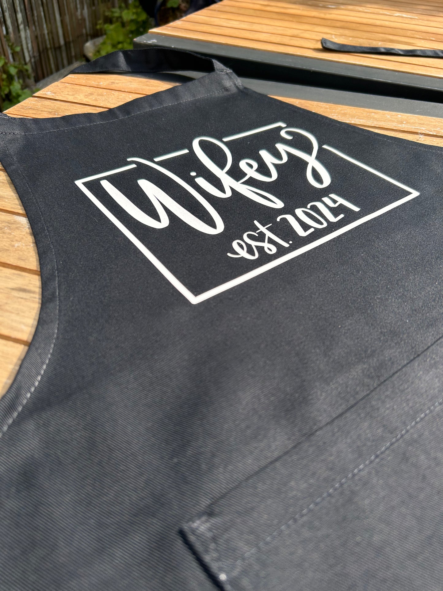 Wifey & Hubby EST. ‘YEAR’ Cooking/BBQ Apron’s (sold individually or as a pair)