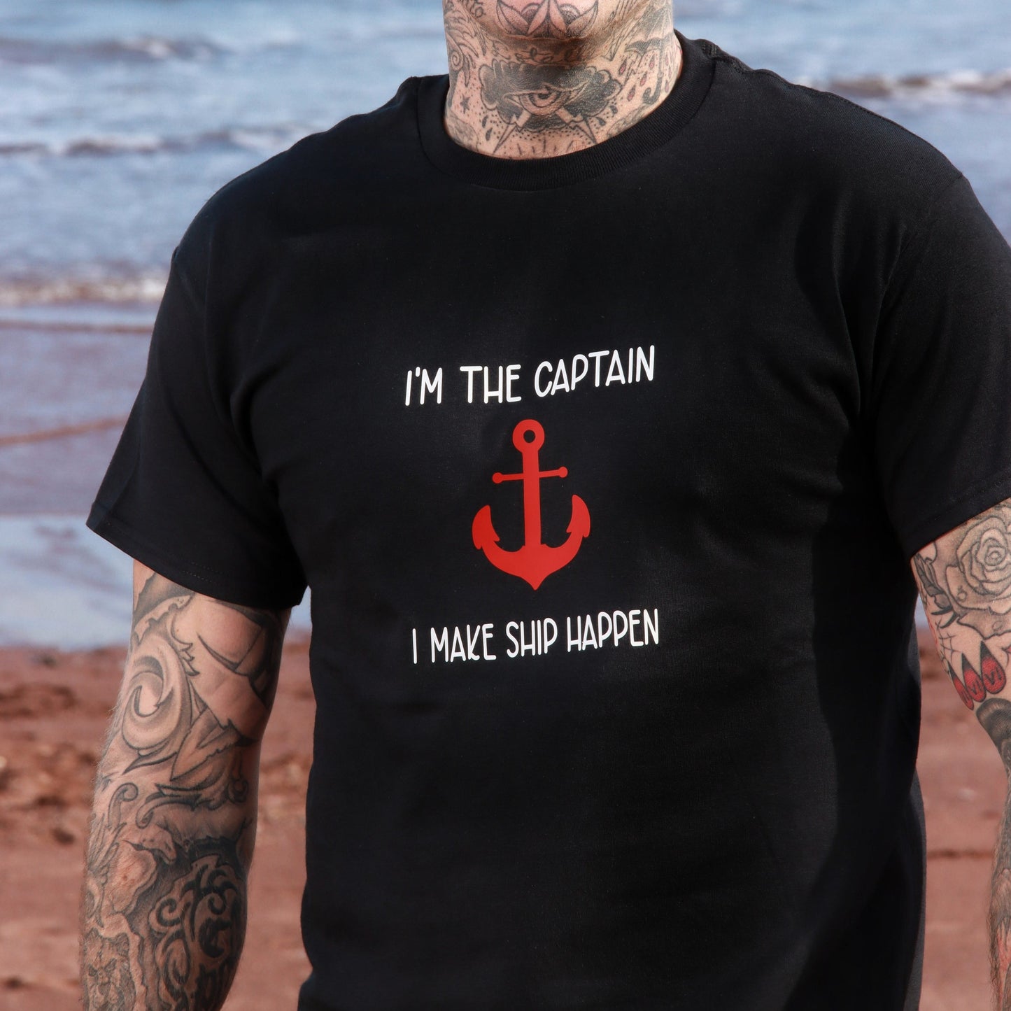 I'M THE CAPTAIN, I MAKE SHIP HAPPEN' Adults Pirate T-Shirt