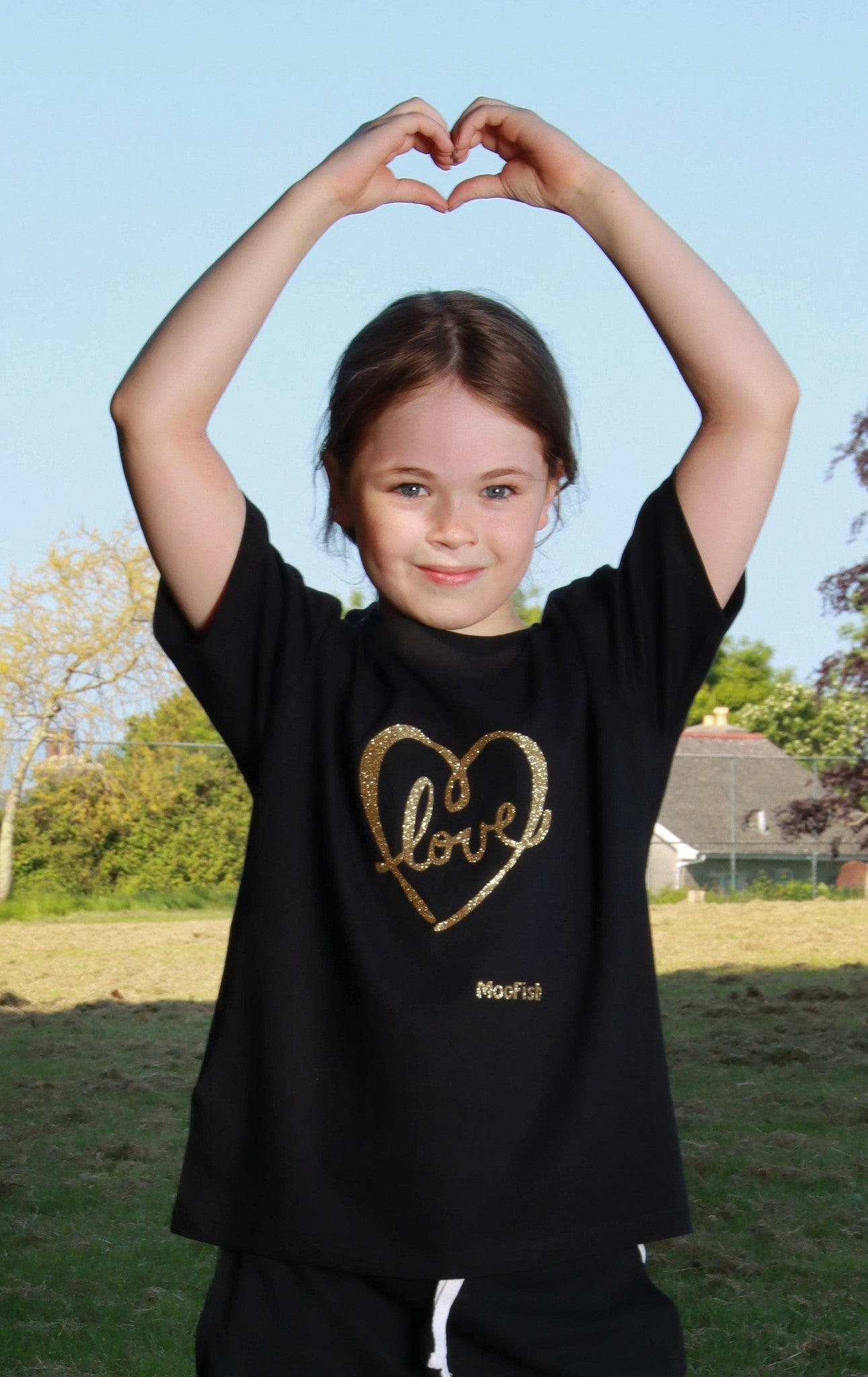 40% OFF - 'Love' Heart Gold Glitter Kids, Babies & Adults Matching T-Shirts